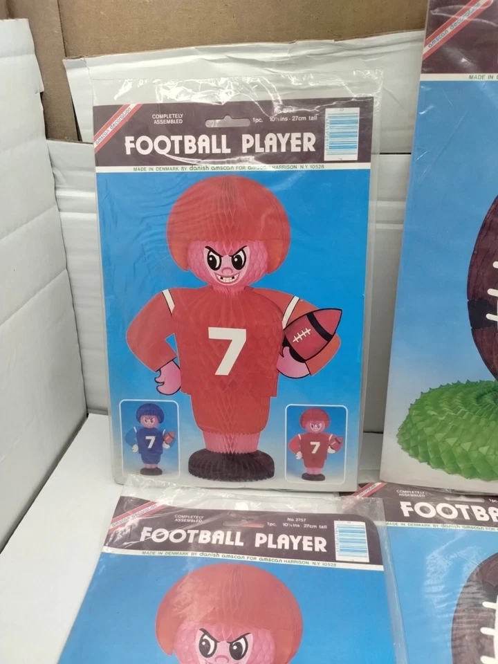 Lote de 4 centros de mesa vintage Nos Paper 2 futbolistas y 2 jugadores de fútbol NUEVO Foto 2 de 4