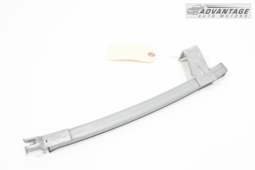 2016-2019 FORD EXPLORER REAR LEFT DOOR WINDOW GLASS CHANNEL GUIDE RETAINER OEM - Picture 3 of 5