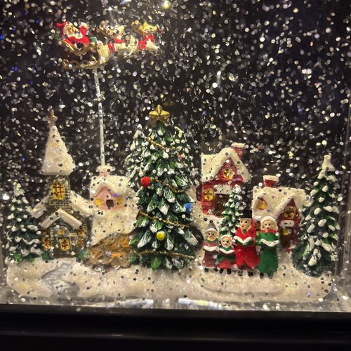 Raz Imports fliegender Weihnachtsmann schwarz beleuchtete Weihnachten Wasserlaterne 11 Zoll - Bild 3 von 22