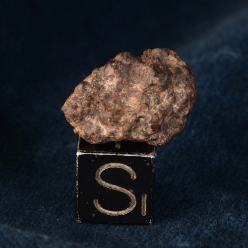 Meteorite Erg Chech 008 Di 2,10 G Chondrite Carboniosa Di Tipo CR2 - Picture 2 of 11