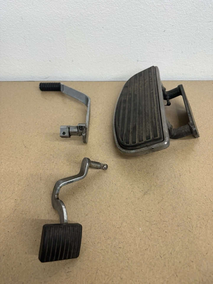 96-08 Kawasaki Vulcan 1500 Classic conductor delantero trasero reposapiés tablero de piso Foto 2 de 4