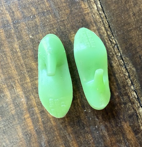 Vintage Barbie Puppe Schuhe grün High Heel Stiletto spitz zulaufend Pumps - Bild 3 von 5