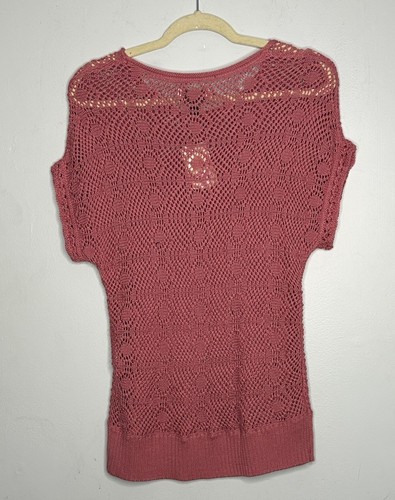 Suéter Pullover Sonoma Life + Style Para Mujer Rosa Crochet Talla Mediana Boho - Imagen 2 de 7