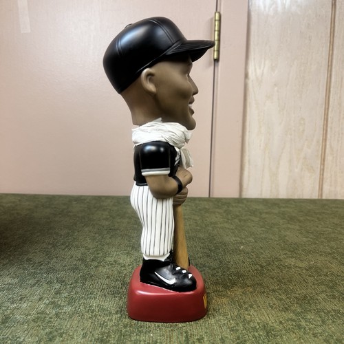 Michael Jordan Birmingham Barons SAM's Limited Edition Bobbing Head 5048/10000 - Bild 3 von 10