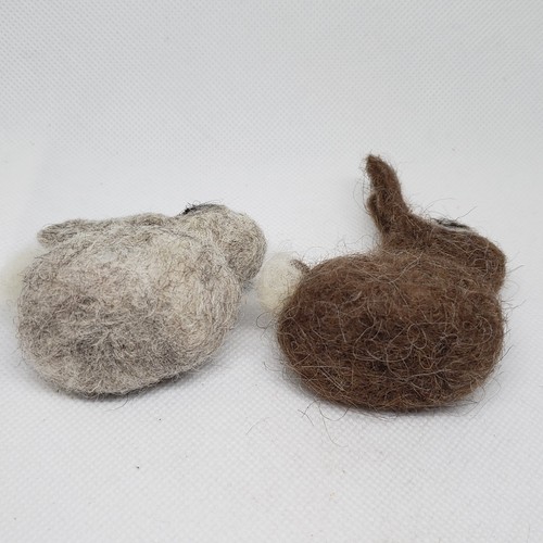 Unique Handmade Gift Needle Felted Wool Toy Miniature Bunny Rabbits 2" - Picture 5 of 6