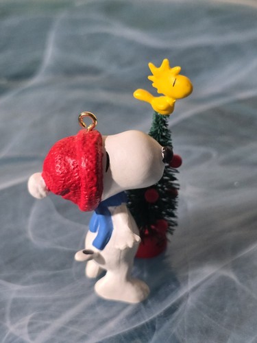 Hallmark 1980 Snoopy & Woodstock Ornament w/ Tree Peanuts Vintage w/ Box - Picture 3 of 13