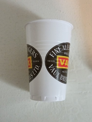 Vaux Breweries Fine Ales & Lagers Plastic Beer Drinks Party Cups Man Cave Rare - Picture 11 of 15