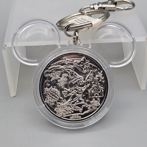 Walt Disney World Wo Magie lebt Münze in Acryl Mickey Mouse Ohr Schlüsselanhänger - Bild 5 von 5