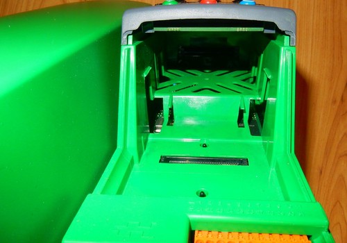 UNI2403 Control Techniques New main plastic housing - Picture 7 of 10