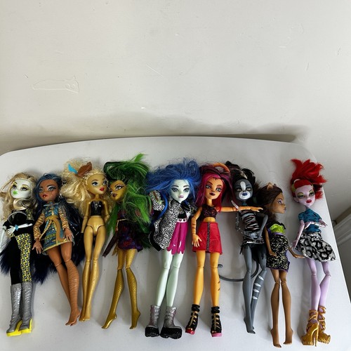 Lot of 9 Monster High Dolls Read Description - Picture 2 of 12