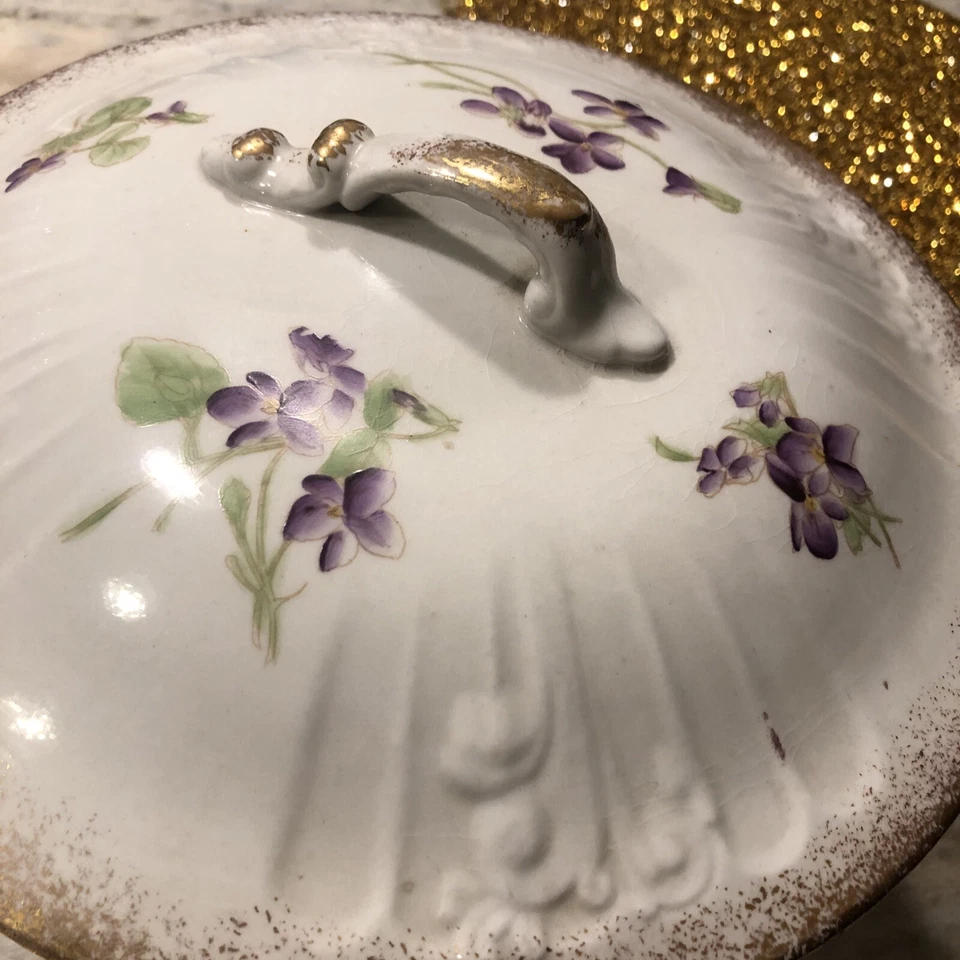 Olla y tapa de cámara de porcelana vintage ~ violetas púrpuras ~ dorado victoriano Foto 2 de 4