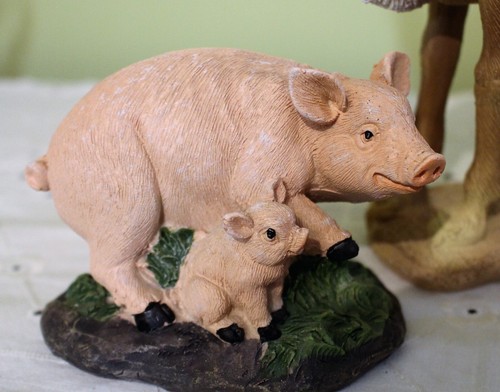 Nativity Animals Camel Sheep Pigs 7 inch camel 7 inch scale (standing people) - Picture 3 of 5