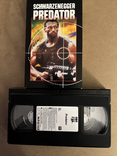 Predator VHS Video Tape Premiere Series Arnold Schwarzenegger Alien Classic RARE - Picture 3 of 4