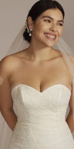 David's Bridal Oleg Cassini SIZE 26W Wedding Dress Soft White Strapless CWG926 - Picture 7 of 15