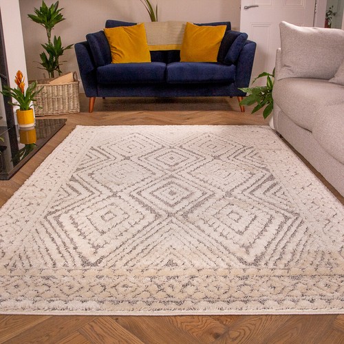 Grey & Cream Living Room Rugs | Traditional Medallion Scandi Style Runner Rugs - Picture 11 of 13