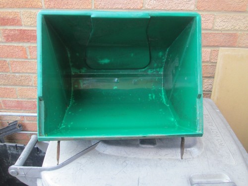Qualcast 30s grass box push Mower Plastic