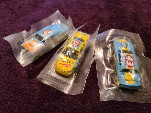 Hot Wheels Salute to Petty Serie 3 Autos Cheerios / Wheaties versiegelt - Bild 1 von 4