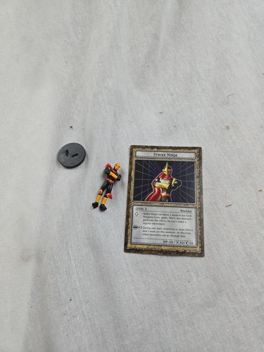 Yugioh Dungeon Dice Monsters DDM Strike Ninja ST-03 Figure And Card - Picture 1 of 3