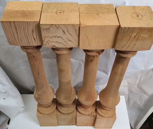 ¿Cedro vintage? Lote de 4 balaustres de husillo de madera torneada 24 x 3 1/2 pulgadas - Imagen 3 de 7