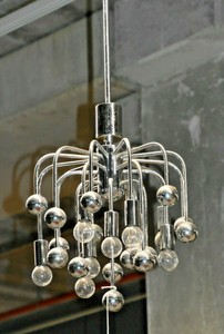 Mid-century-Retro-Sputnik-atomic-chrome-metal-sciolari-chandelier-1970-9-lights