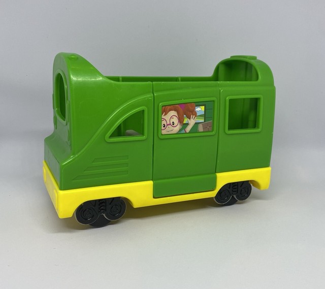FISHER PRICE LITTLE PEOPLE FRIENDLY GREEN PASSENGER TRAIN REPLACEMENT CAR FISHER PRICE LITTLE PEOPLE FRIENDLY GREEN PASSENGER TRAIN REPLACEMENT CAR