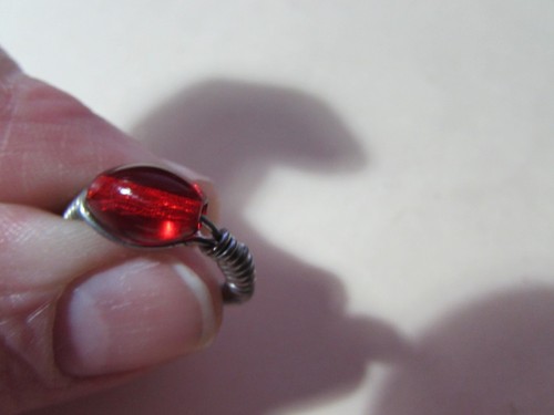 Silver wire with red bead handmade ring - size 7  - Picture 3 of 4