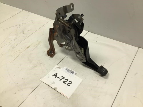 2012 INFINITI G37X COUPE EMERGENCY PARKING BRAKE PEDAL ASSY OEM+ - Picture 2 of 11