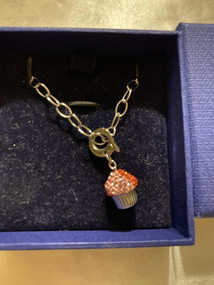 Cupcake charm necklace hot sale