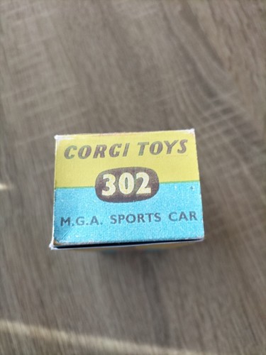 Corgi Promotional Oversize  No302  MGA Sports Car - Replica / Copy Box only - Picture 4 of 4