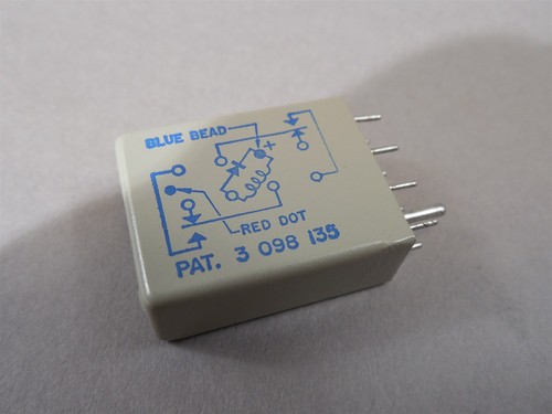 C.P. Clare & Co RP14111G1 Electromagnetic Relay 2-Pole 28V DC 675 Ohms NEW - Picture 2 of 4