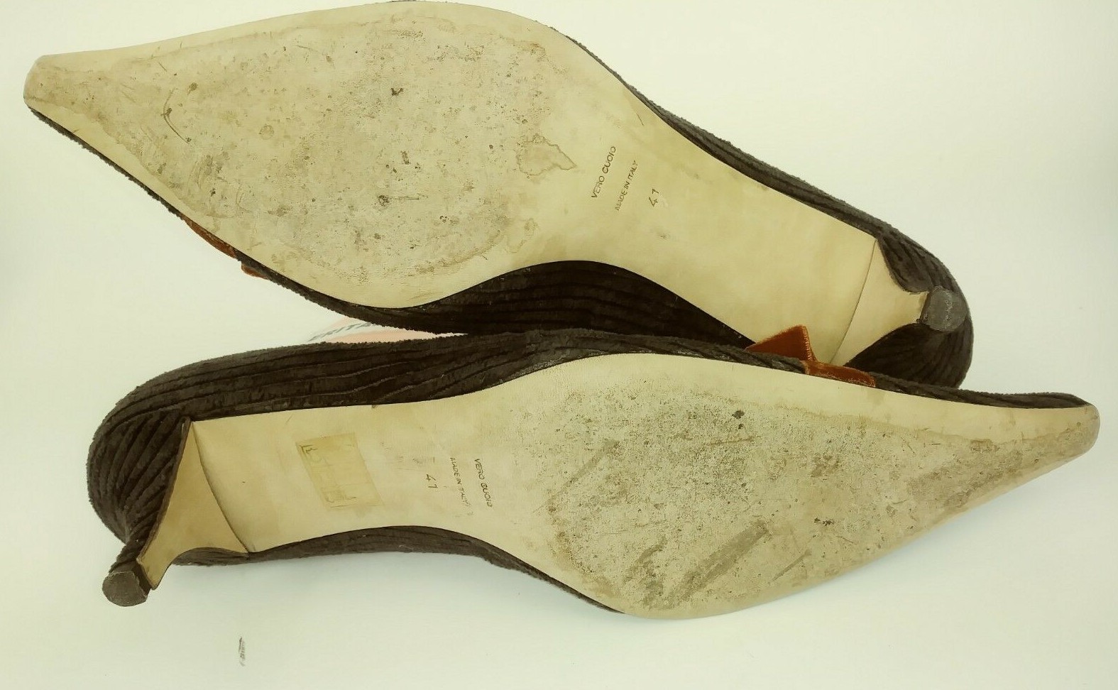 Bettye Muller para mujer Tacones EU 41 nos 10 pana marrón de pana 10 arco Puntera Puntiaguda 100 b83a9d Bettye Muller para mujer Tacones EU 41 nos 10 pana marrón de pana 10 arco Puntera Puntiaguda 100 b83a9d