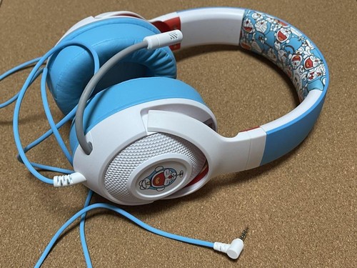 RAZER Doraemon 50th Anniversary Limited Edition Headphones – Japan Exclusiv - Afbeelding 2 van 5
