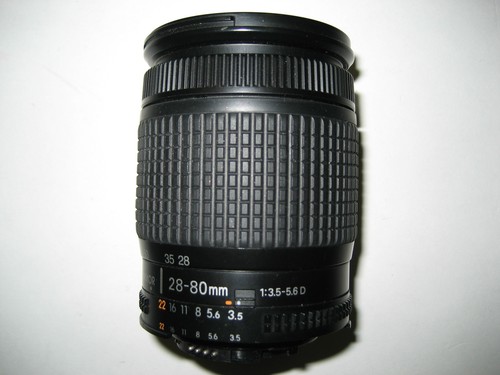 Nikon AF Nikkor 28-80mm 1:3.5-5.6 D 58mm Lens - Picture 4 of 7