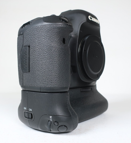 π· Corpo fotocamera reflex digitale Canon EOS 5D Mark III + impugnatura - full frame - otturatore 91,5K - Foto 18 di 24