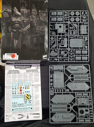 Warhammer 40.000: Astra Militarium / Imperial Guard / Hellbound Tank geöffnet