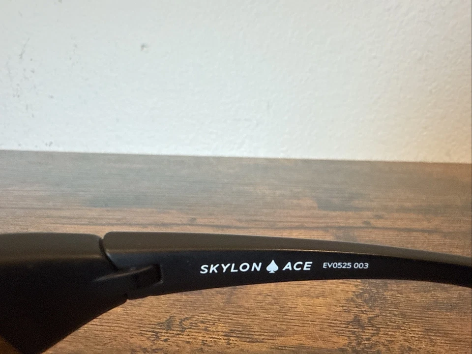 Gafas de sol Nike Skylon Ace EV0525 003 | Envoltura deportiva | Lentes oscuras | Ligeras | Foto 3 de 4