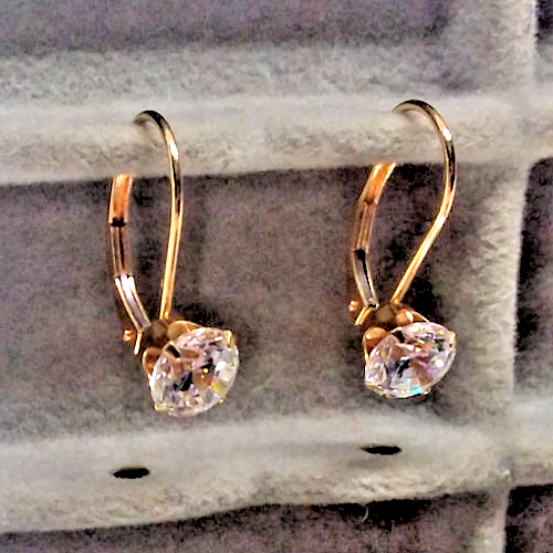 14K Yellow Gold Drop Earrings With 3/4+ Carat Sparkling Simulant, 1.5 Grams - Picture 1 of 12