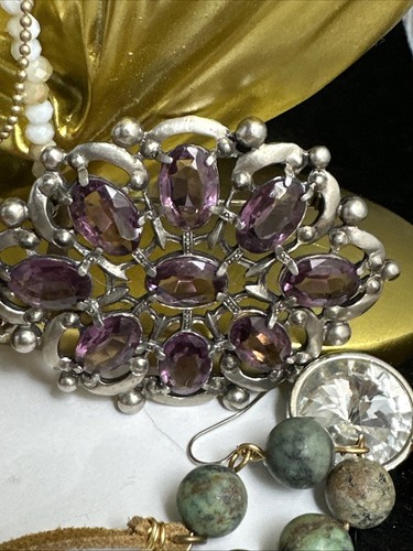 Estate lot jewelry includes gold filled - Picture 7 of 24