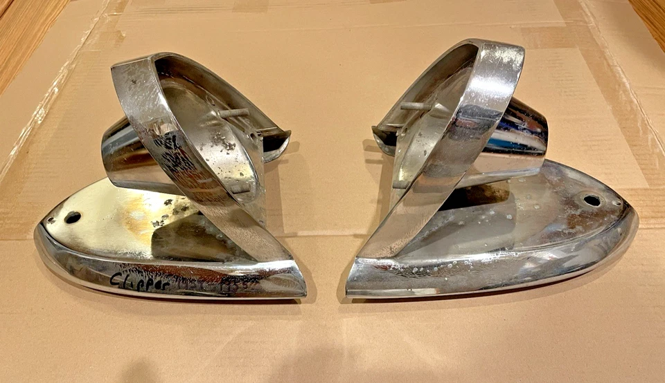 Par de carcasas traseras Packard Clipper 1954-1955 calidad conductor Foto 2 de 4