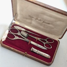LOVELY FRENCH ANTIQUE SILVER SEWING SET CASE BOX 6 ITEMS