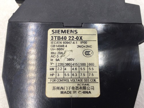 Contactor de alta resistencia Siemens 3TB40-22-0X 20 amperios 3 polos 220-660 VAC 3-7,5 HP - Imagen 2 de 9