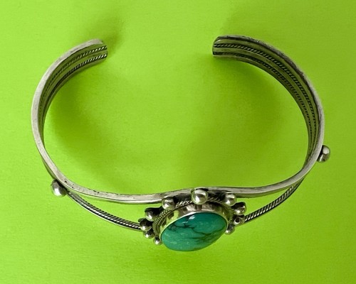 Native American Sterling & Turquoise Cuff By Running Bear Trading, Gallup NM. - Picture 5 of 7
