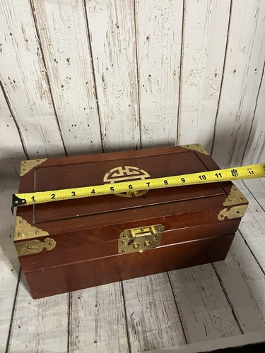Large Oriental Chinese Rosewood Jewelry Box with Brass Accents - Picture 4 of 16