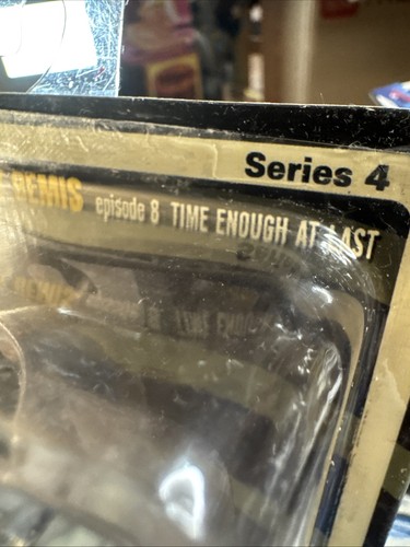 RAR! Bif Bang Pow The Twilight Zone Henry Bemis Actionfigur SDCC EXCL 1704 - Bild 3 von 19