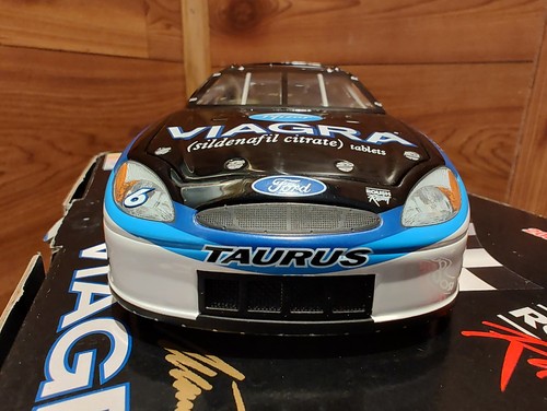 PRE-OWNED 1:24 TEAM CALIBER OWNER SERIES #6 MARK MARTIN 2002 KRAFT FORD TAURUS - Picture 12 of 18
