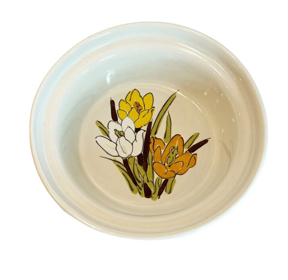 MCM California Original 618 USA Vintage Floral Ceramic Serving Bowl 8.5 Inches