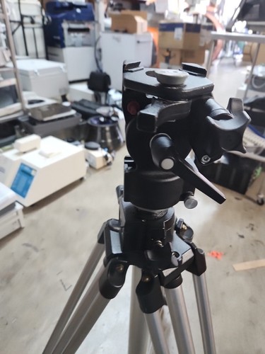 Bogen Manfrotto 3063 Camera Head + 3046 Professional Tripod Italy Missing Handle - Picture 6 of 6