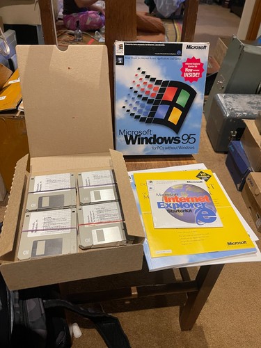 Microsoft Windows 95 3.5" Floppy Disk Installation 1995, 1996 IE3 starter kit - Bild 3 von 21
