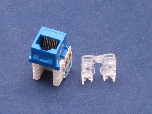 Lot 50 x Keystone 8P8C CAT6 RJ45 Network 110 Style Socket Punch Down Jack Blue - Picture 12 of 12