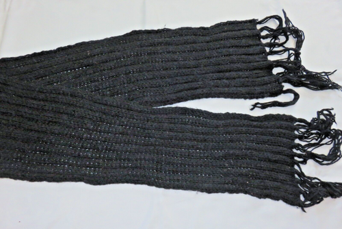 "Schwarzer Schal klobig handgestrickt Fransen Wollmischung Fransen gemütlich 81"" x 9" - Bild 4 von 6